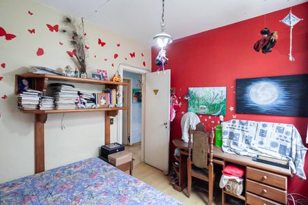 Casa à venda com 138m², 5 quartos e 2 vagasQuarto 4