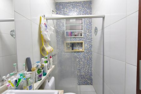 Casa à venda com 80m², 3 quartos e 2 vagas Casa à venda com 80m², 3 quartos e 2 vagasBanheiro Social