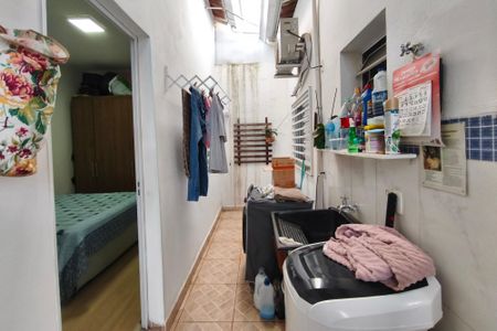 Casa à venda com 80m², 3 quartos e 2 vagas Casa à venda com 80m², 3 quartos e 2 vagasÁrea de Serviço