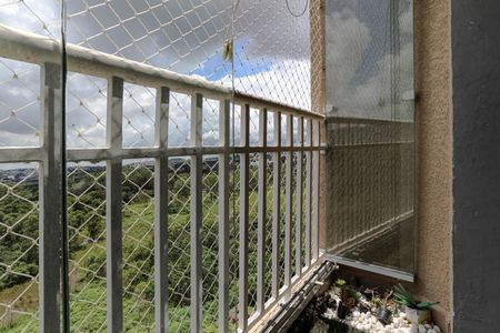 Sacada de apartamento para alugar com 2 quartos, 49m² em Vila Mogilar, Mogi das Cruzes