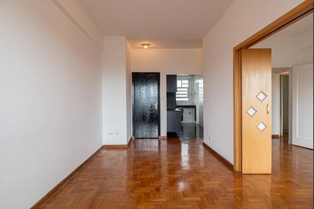 Apartamento para alugar com 88m², 2 quartos e sem vagaSala