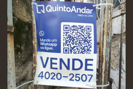 Casa à venda com 200m², 4 quartos e sem vagaPlaca