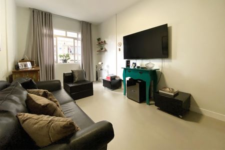 Apartamento à venda com 125m², 3 quartos e 1 vagaSala