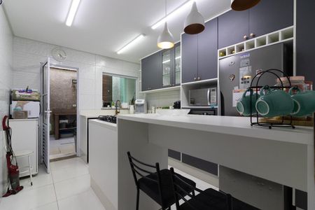Casa à venda com 98m², 3 quartos e 2 vagasCozinha