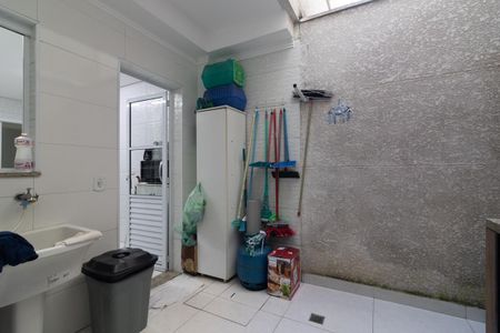 Casa à venda com 98m², 3 quartos e 2 vagasÁrea de Serviço