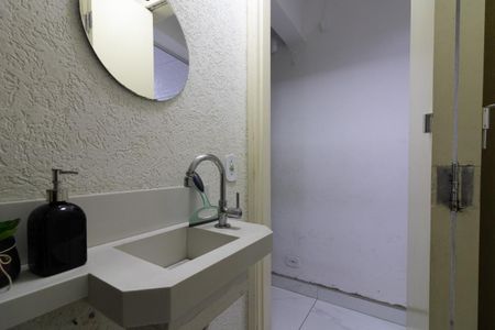 Casa à venda com 98m², 3 quartos e 2 vagasLavabo