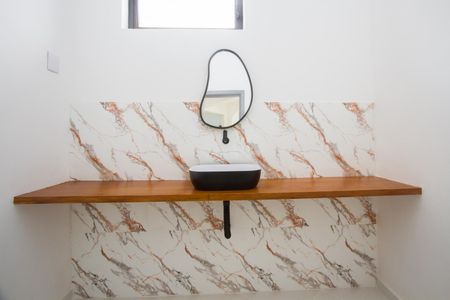 Casa à venda com 2 quartos, 105m² em Santo Amaro, São Paulo