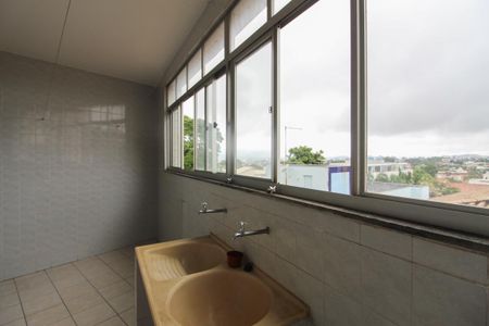 Apartamento para alugar com 75m², 2 quartos e 1 vagaÁrea de Serviço