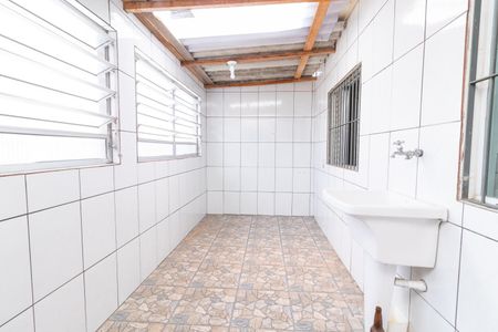 Casa para alugar com 100m², 2 quartos e 1 vagaÁrea de Serviço