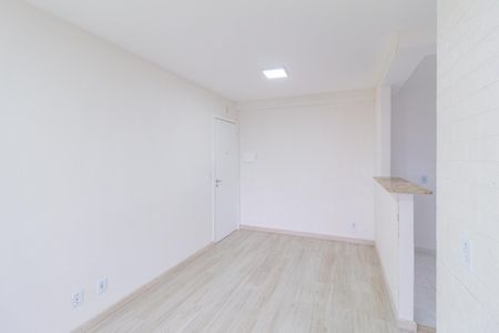 Sala de apartamento para alugar com 2 quartos, 48m² em Vila Veloso, Carapicuíba