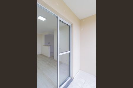 Sacada de apartamento para alugar com 2 quartos, 48m² em Vila Veloso, Carapicuíba