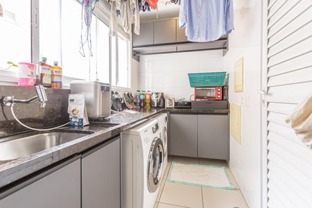 Apartamento para alugar com 107m², 2 quartos e 2 vagasÁrea de Serviço