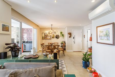 Apartamento para alugar com 107m², 2 quartos e 2 vagasSala