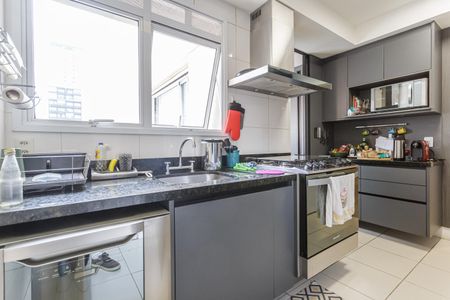 Apartamento para alugar com 107m², 2 quartos e 2 vagasCozinha