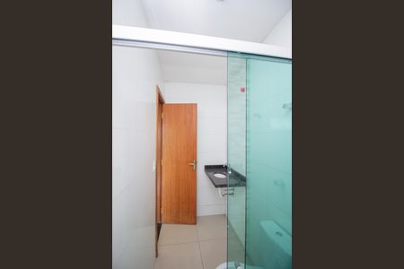 Casa para alugar com 230m², 5 quartos e 2 vagas Casa para alugar com 230m², 5 quartos e 2 vagasBanheiro Terraço