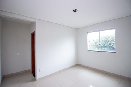 Casa para alugar com 230m², 5 quartos e 2 vagas Casa para alugar com 230m², 5 quartos e 2 vagasQuarto Suíte