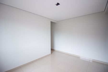 Casa para alugar com 230m², 5 quartos e 2 vagas Casa para alugar com 230m², 5 quartos e 2 vagasQuarto Suíte