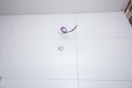 Casa para alugar com 230m², 5 quartos e 2 vagas Casa para alugar com 230m², 5 quartos e 2 vagasBanheiro Terraço