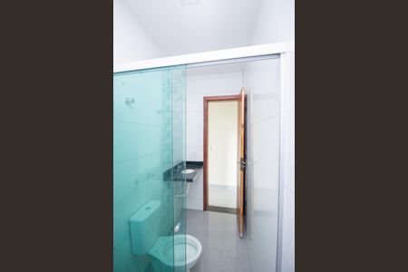 Casa para alugar com 230m², 5 quartos e 2 vagas Casa para alugar com 230m², 5 quartos e 2 vagasBanheiro Social