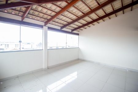 Casa para alugar com 230m², 5 quartos e 2 vagas Casa para alugar com 230m², 5 quartos e 2 vagasTerraço