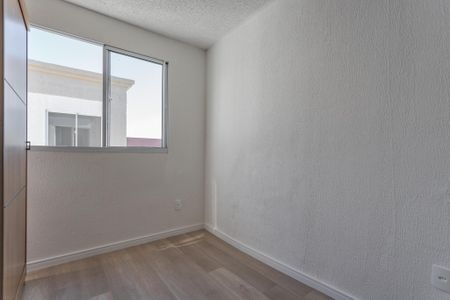 Quarto 2 de apartamento para alugar com 2 quartos, 41m² em Passo das Pedras, Porto Alegre