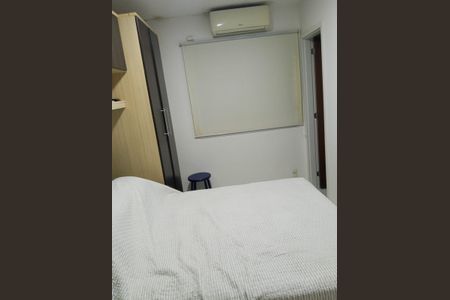 Quarto de casa de condomínio para alugar com 3 quartos, 84m² em Vargem Pequena, Rio de Janeiro