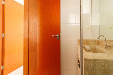 Apartamento à venda com 43m², 2 quartos e 1 vagaBanheiro