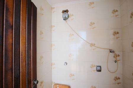 Casa à venda com 290m², 4 quartos e 4 vagasBanheiro de serviço