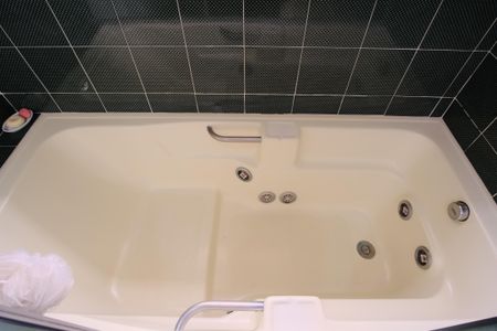 Casa à venda com 290m², 4 quartos e 4 vagasBanheiro da Suíte