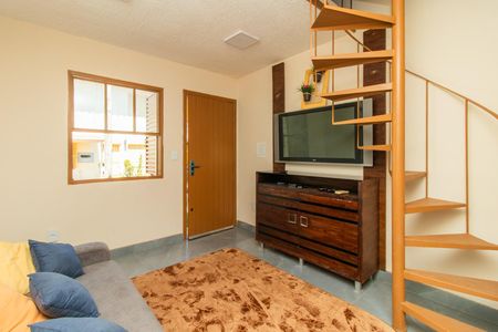 Sala de casa de condomínio à venda com 2 quartos, 65m² em Cavalhada, Porto Alegre