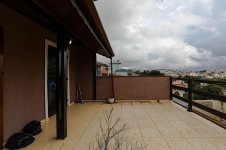 Casa para alugar com 320m², 3 quartos e 10 vagasVaranda