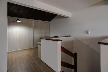 Casa para alugar com 320m², 3 quartos e 10 vagasEscritório