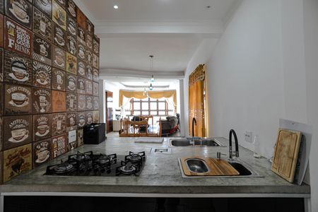 Casa para alugar com 320m², 3 quartos e 10 vagasEntrada