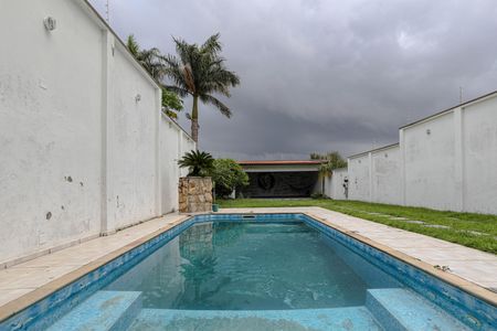 Casa para alugar com 320m², 3 quartos e 10 vagasPiscina