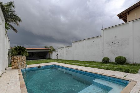 Casa para alugar com 320m², 3 quartos e 10 vagasPiscina