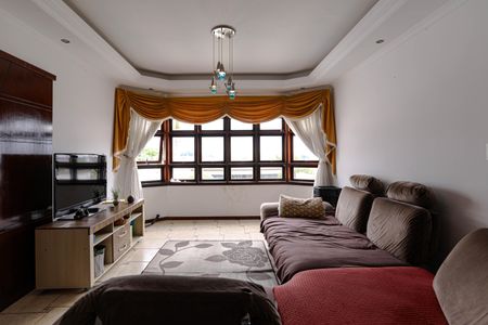 Casa para alugar com 320m², 3 quartos e 10 vagasSala