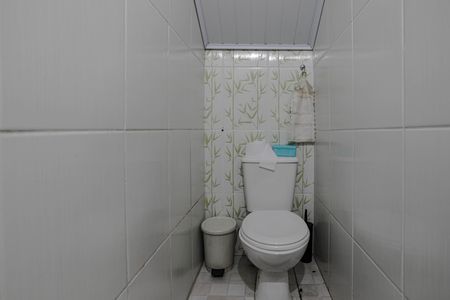 Casa para alugar com 320m², 3 quartos e 10 vagasBanheiro de Serviço