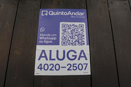 Casa para alugar com 320m², 3 quartos e 10 vagasPlaquinha