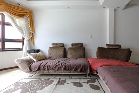 Casa para alugar com 320m², 3 quartos e 10 vagasSala