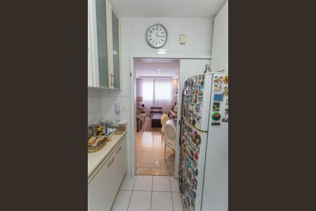 Apartamento à venda com 64m², 2 quartos e 2 vagasCozinha