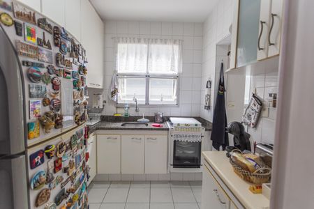 Apartamento à venda com 64m², 2 quartos e 2 vagasCozinha