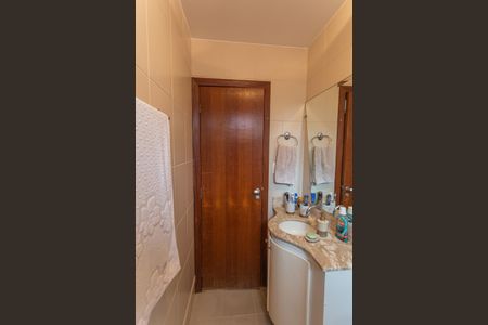 Apartamento à venda com 64m², 2 quartos e 2 vagasBanheiro Social