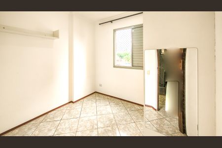 Quarto 1 de apartamento para alugar com 3 quartos, 64m² em Vila Emir, São Paulo