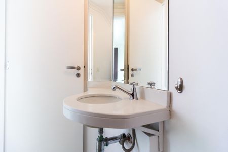 Apartamento à venda com 71m², 1 quarto e 2 vagasLavabo