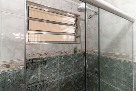 Banheiro de apartamento à venda com 1 quarto, 33m² em Vila Buarque, São Paulo