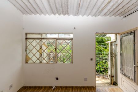Sala de casa para alugar com 3 quartos, 140m² em Jardim Santa Lucrecia, São Paulo