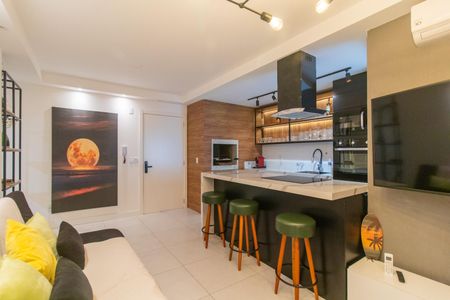 Sala de apartamento para alugar com 1 quarto, 49m² em Menino Deus, Porto Alegre