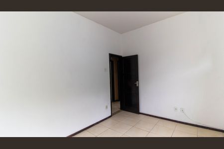 Apartamento à venda com 75m², 2 quartos e sem vaga