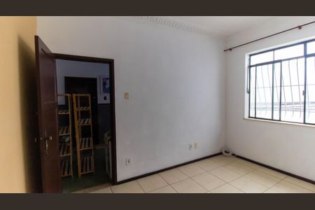 Apartamento à venda com 75m², 2 quartos e sem vaga