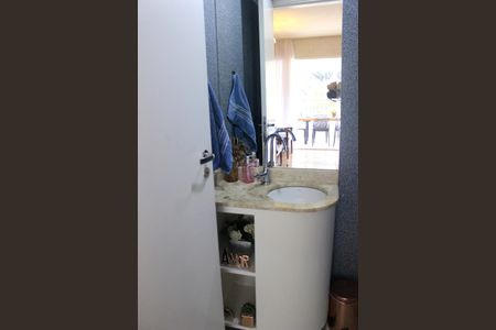 Apartamento para alugar com 128m², 3 quartos e 3 vagasLavabo